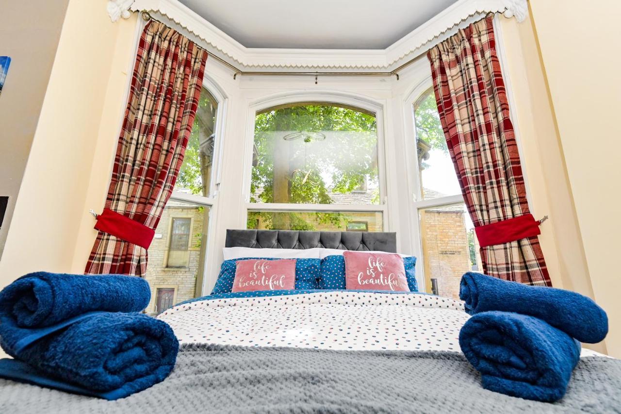 The Elm Wood Apartments 허더즈필드 외부 사진