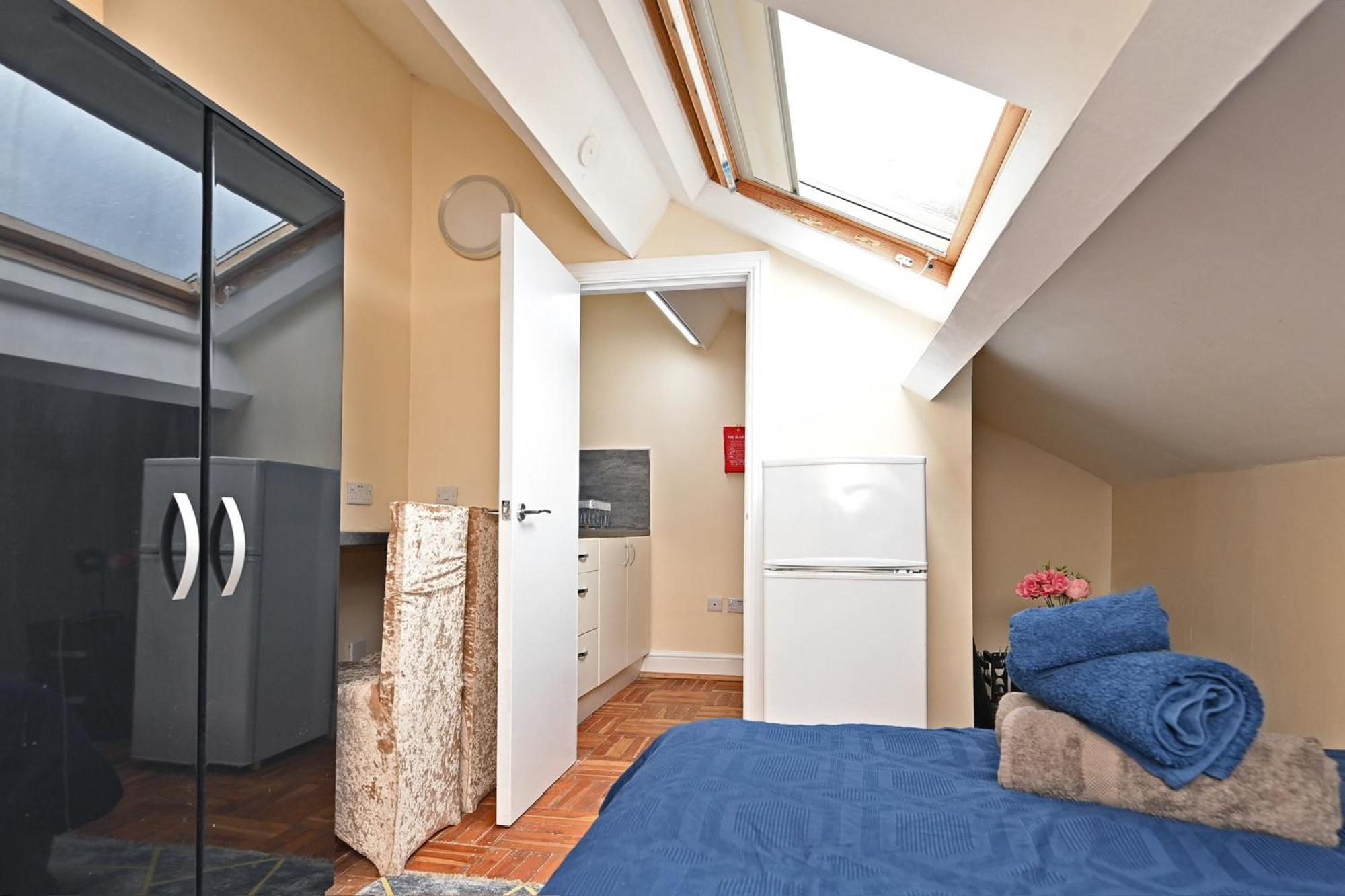 The Elm Wood Apartments 허더즈필드 객실 사진